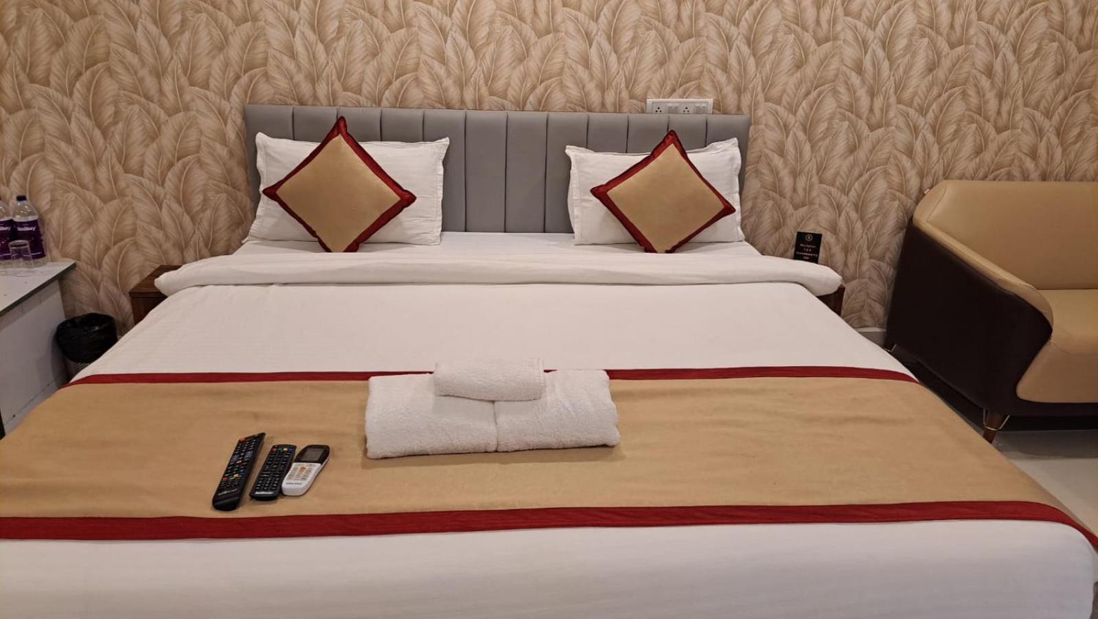 Hotel Stalwart Jajati Bhubaneswar Dış mekan fotoğraf